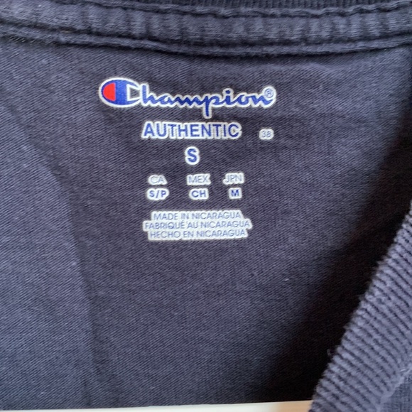 University of Pittsburgh Champion T-Shirt - Picture 3 of 5